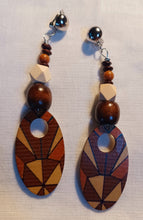 Load image into Gallery viewer, Abstract boho wood clip on earrings Kargo Fresh
