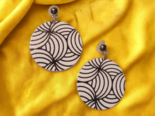 Load image into Gallery viewer, Abstract design Natural Wood Clip On Earrings Kargo Fresh
