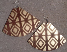 Load image into Gallery viewer, Abstract handpainted Mudcloth print Wooden Earrings Kargo Fresh
