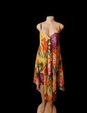 Load image into Gallery viewer, Abstract hi low maxi dress nwt 2xl Kargo Fresh
