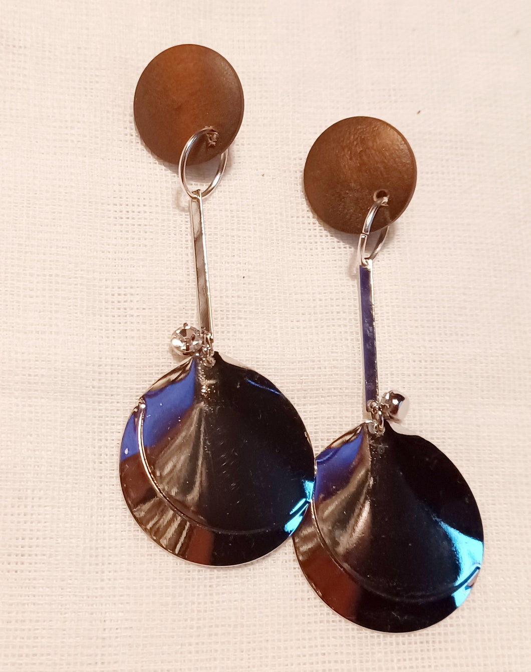 Abstract silver clip on dangle earrings Kargo Fresh