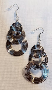 Abstract wire hoops Kargo Fresh