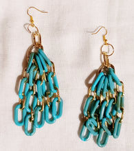 Load image into Gallery viewer, Acrylic Chain Earrings Kargo Fresh
