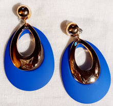 Load image into Gallery viewer, Acrylic Hoop Clip on Earrings Kargo Fresh
