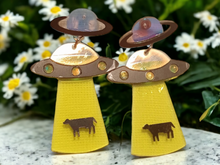 Load image into Gallery viewer, Acrylic Pop Art Area 51 UFO  Clip on  Earrings Kargo Fresh
