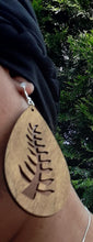 Load image into Gallery viewer, Adinkra Symbol wooden Earrings Kargo Fresh
