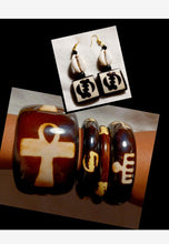 Load image into Gallery viewer, Adinkra and Ankh Bangle and earrings set Kargo Fresh
