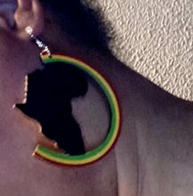 Load image into Gallery viewer, Afrocentric Wooden AFRICA Earrings Kargo Fresh
