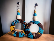 Load image into Gallery viewer, Ankara fabric Covered Clip on Hoop Earrings Kargo Fresh
