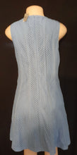 Load image into Gallery viewer, Ann Taylor Eyelit Casual Midi Dress Size 12 Petites Kargo Fresh
