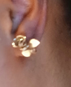 Antique gold rose clip on earrings 1950s Kargo Fresh