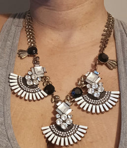 Art deco necklace set with clip on earrings Kargo Fresh