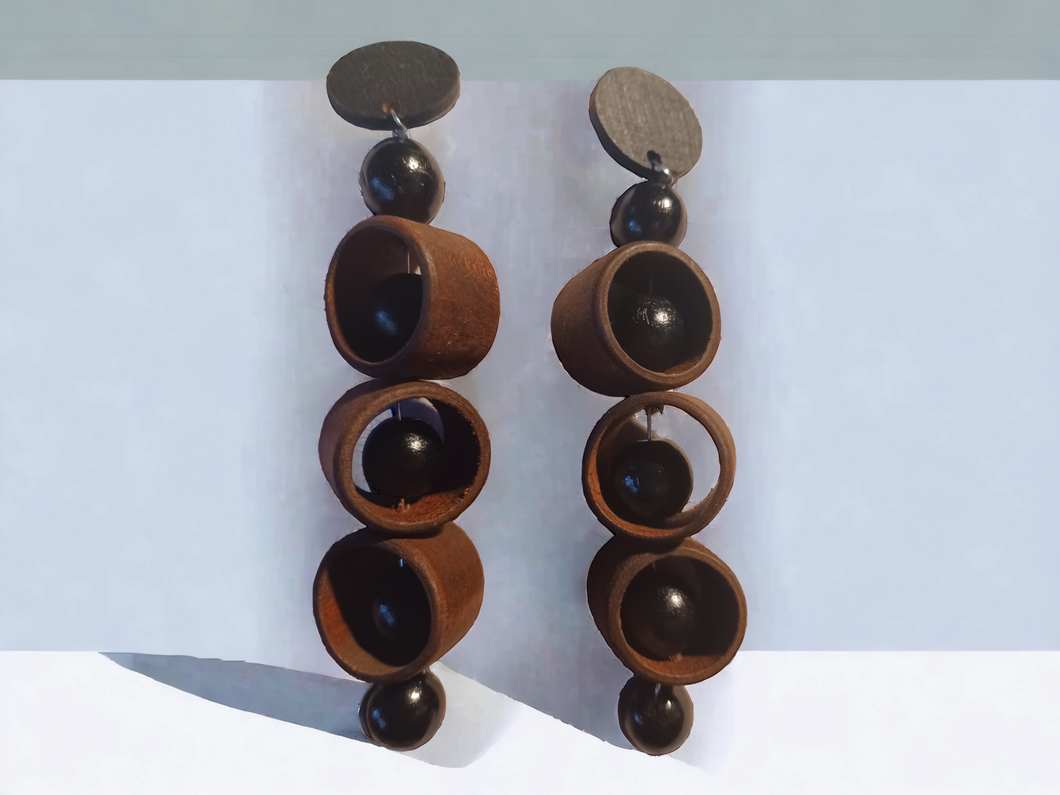 Avant garde wooden earrings Kargo Fresh