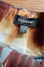 Load image into Gallery viewer, BEBE Shania Ruffle Mini Skirt Size XS Kargo Fresh
