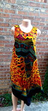 Load image into Gallery viewer, Beautiful Africa Print Midi  Kaftan and earrings set  Free Size Kargo Fresh
