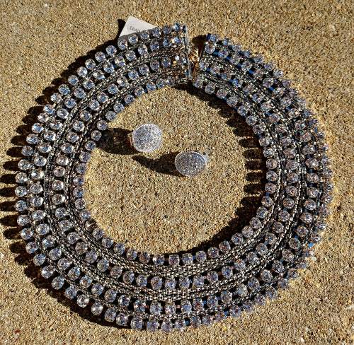 Beautiful Extra Large Rhinestone Bib Necklace and clip on studs Kargo Fresh