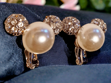 Load image into Gallery viewer, Beautiful Rhinestone and Pearl Clip On Earrings Kargo Fresh
