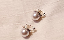 Load image into Gallery viewer, Beautiful Rhinestone and Pearl Clip On Earrings Kargo Fresh
