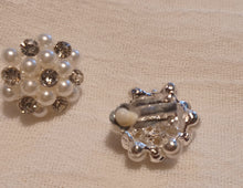 Load image into Gallery viewer, Beautiful Rhinestone and Pearl Clip On Earrings Kargo Fresh
