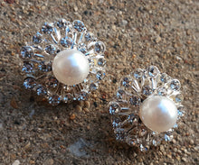 Load image into Gallery viewer, Beautiful Rhinestone and Pearl Cluster Clip On Earrings Kargo Fresh
