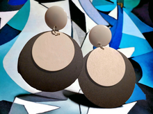 Load image into Gallery viewer, Black and white wood and acrylic clip on earrings Kargo Fresh
