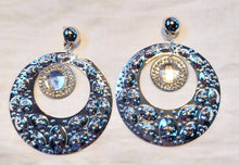 Load image into Gallery viewer, Blingy Hammered hoop Clip on Earrings 3 inch Kargo Fresh
