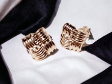 Load image into Gallery viewer, Chunky Clip on Cluster  Stud Earrings Kargo Fresh
