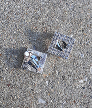 Load image into Gallery viewer, Chunky Crystal Stud Clip On Earrings Kargo Fresh
