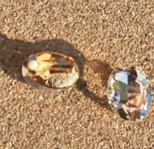Load image into Gallery viewer, Chunky Crystal Stud Clip On Earrings Kargo Fresh
