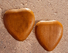 Load image into Gallery viewer, Chunky Wooden Clip On Heart Earrings Kargo Fresh
