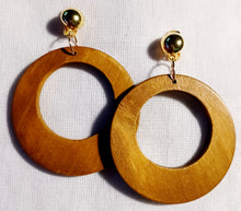 Load image into Gallery viewer, Chunky Wooden Hoop Clip Earrings Kargo Fresh
