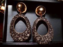 Load image into Gallery viewer, Chunky acrylic clip on hoop earrings Kargo Fresh
