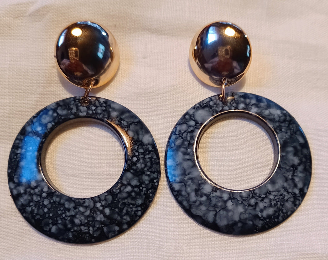 Chunky acrylic clip on hoop earrings Kargo Fresh