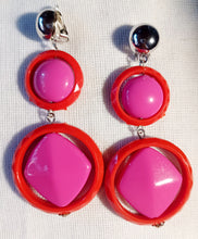 Load image into Gallery viewer, Chunky acrylic dangle clip on earrings Kargo Fresh
