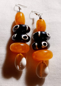 Chunky bear and cowrie shell earrings handmade Kargo Fresh