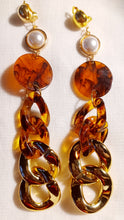 Load image into Gallery viewer, Chunky handmade acrylic chain clip on earrings Kargo Fresh

