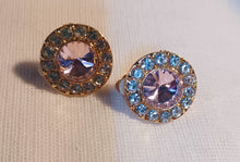 Load image into Gallery viewer, Chunky rhinestone stud clip on earrings Kargo Fresh
