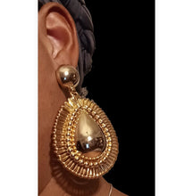 Load image into Gallery viewer, Chunky vintage door knocker earrings Kargo Fresh
