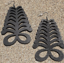 Load image into Gallery viewer, Classic Adinkra symbol Earrings Kargo Fresh
