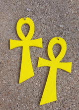 Load image into Gallery viewer, Classic Ankh Earrings Kargo Fresh
