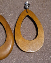 Load image into Gallery viewer, Classic Wooden Clip On Hoop Earrings Kargo Fresh
