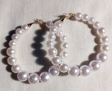 Load image into Gallery viewer, Classic faux pearl hoop earrings Kargo Fresh
