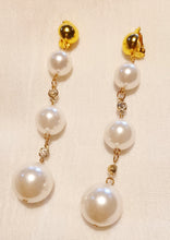 Load image into Gallery viewer, Classy Faux Pearl Clip on Dangle Earrings Kargo Fresh
