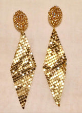 Load image into Gallery viewer, Clip On Gold  Metal Mesh Earrings Kargo Fresh

