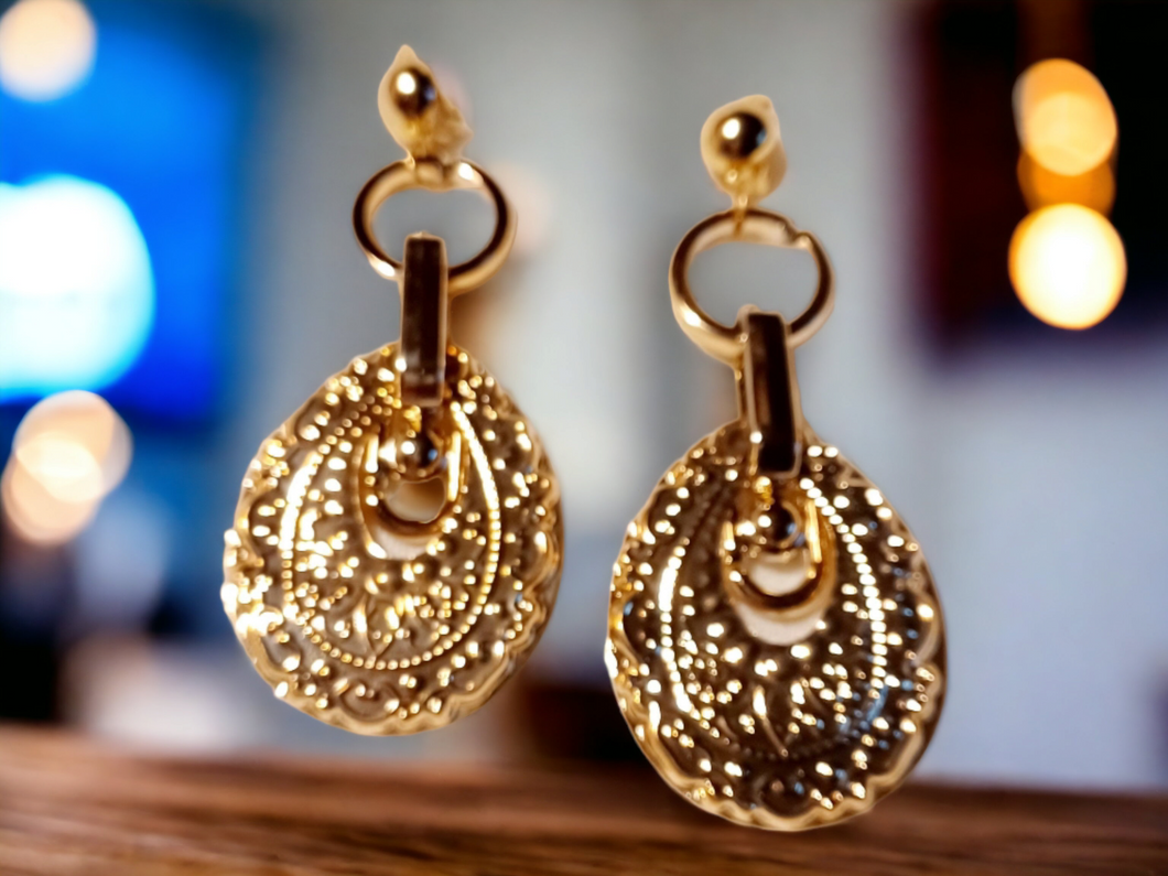 Clip On Southwestern Hammered Dangle Earrings gold Kargo Fresh