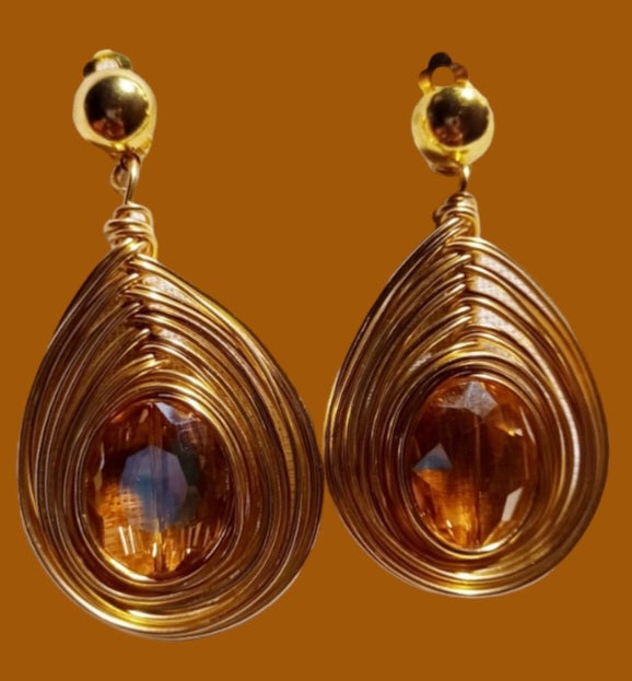 Clip On gold Metal Wire and crystal Earrings Kargo Fresh