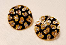 Load image into Gallery viewer, Clip on Cluster  Stud Earrings Kargo Fresh
