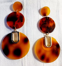 Load image into Gallery viewer, Clip on Hoop and Tortoise Lucite Earrings handmade Kargo Fresh
