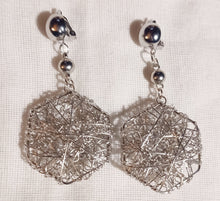 Load image into Gallery viewer, Clip on Metal Wire design Earrings Kargo Fresh
