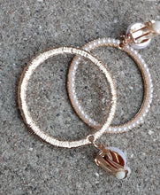 Load image into Gallery viewer, Clip on Pearl Hoop Earrings Kargo Fresh
